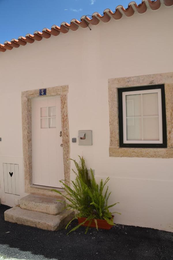 Classic Lisbon Homes: Bright & Central In Belem 외부 사진