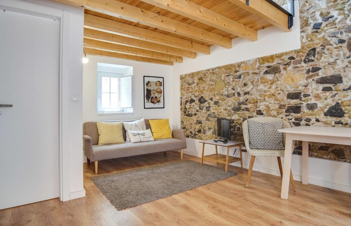 Classic Lisbon Homes: Bright & Central In Belem 외부 사진