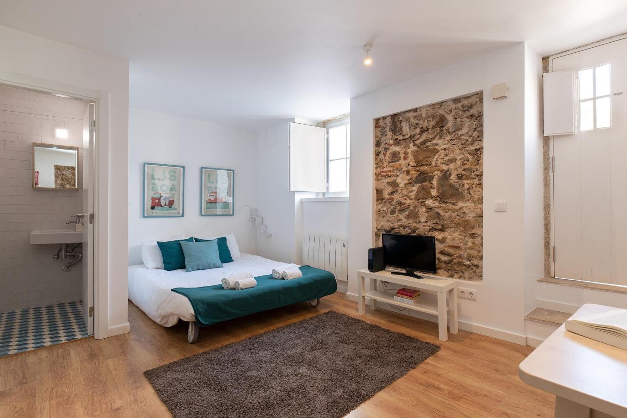 Classic Lisbon Homes: Bright & Central In Belem 외부 사진