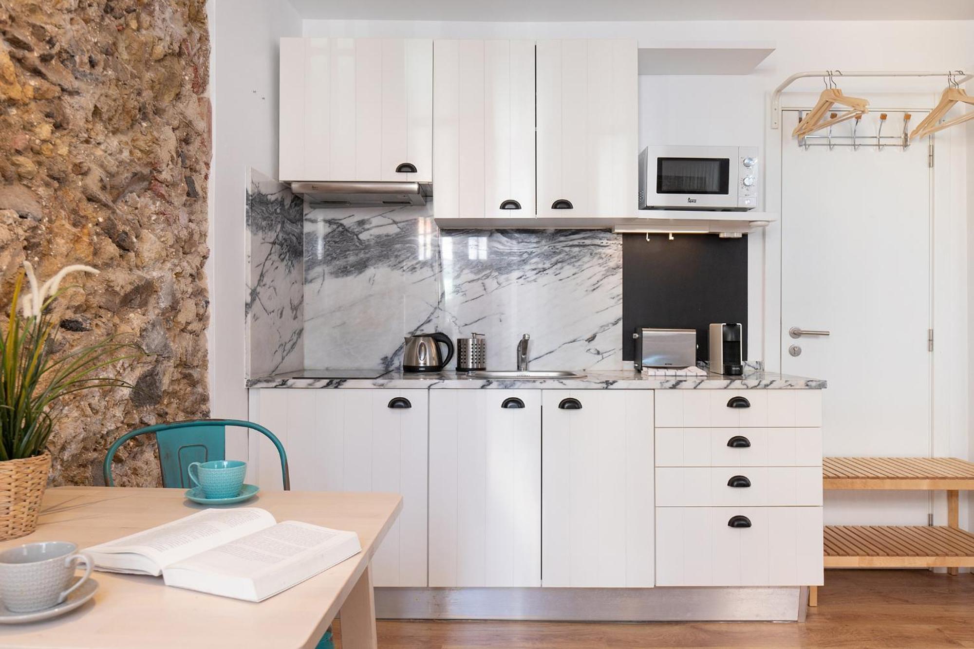 Classic Lisbon Homes: Bright & Central In Belem 외부 사진